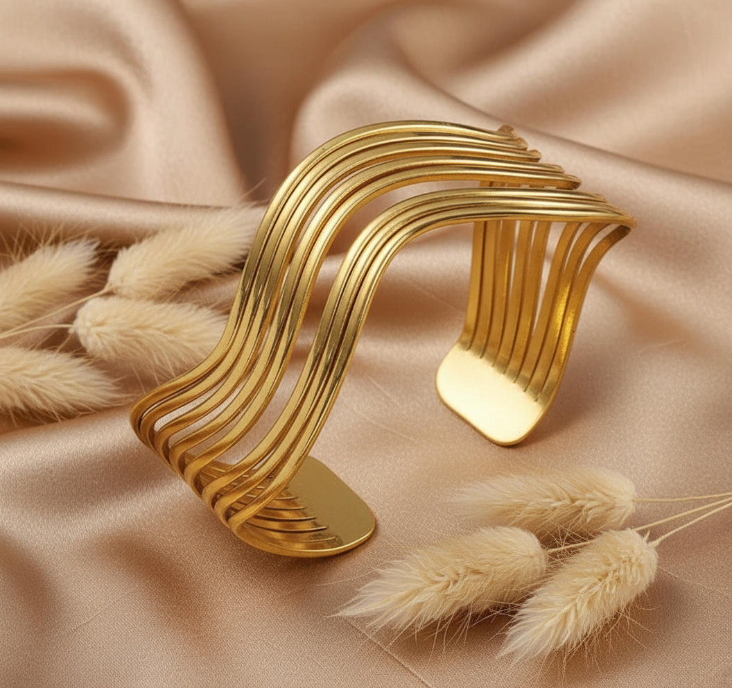 Stas 18K Gold Plated Smooth Geometric Open Hand Bracelet Bangle Jewelry