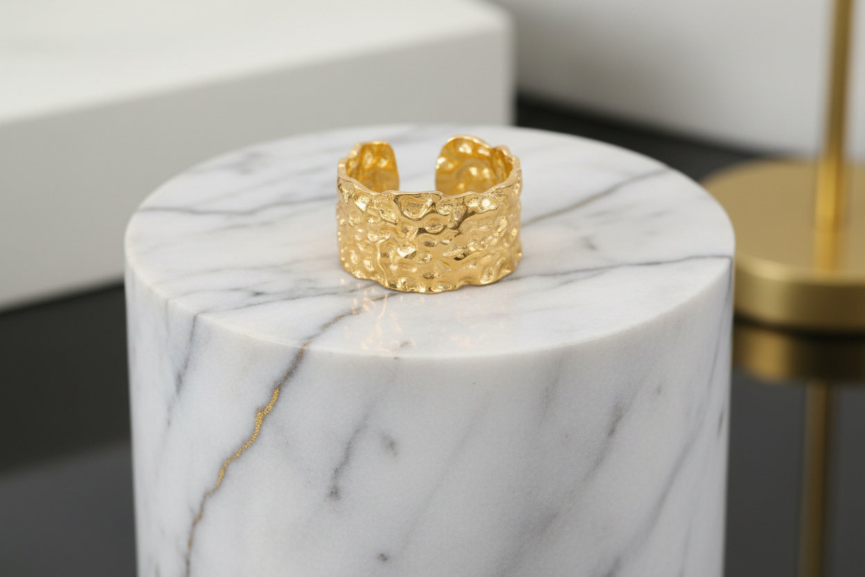 Kav Crushed Ring, 18K Gold Plated Steel